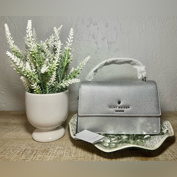 Kurt Geiger London Richmond Top Handle Crossbody Bag-(#0173) - Picture 2 of 6